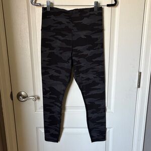 Athleta Black and Gray Camouflage Leggings